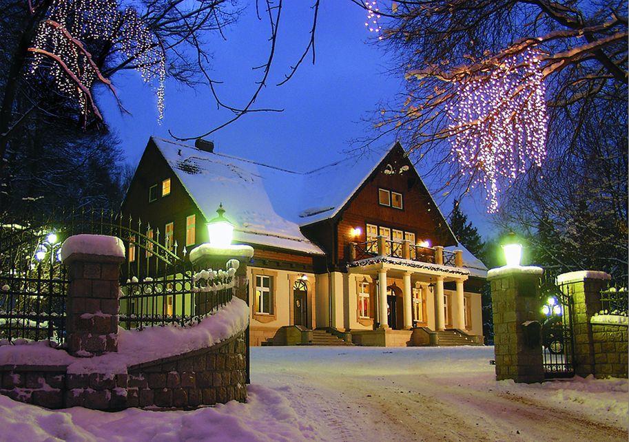 Hotel "Dworek Lesniczowka" Wodzisław Śląski Εξωτερικό φωτογραφία